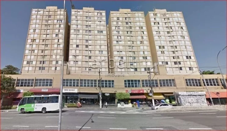 Imagem Apartamento com 63 metros quadrados, com 2 dormitórios, 1 banheiro com box em vidro e gabinete de l...