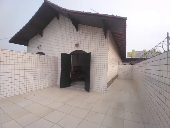 Imagem Sobrado com 2 dormitórios à venda, 191 m² por R$ 650.000,00 - Ocian - Praia Grande/SP