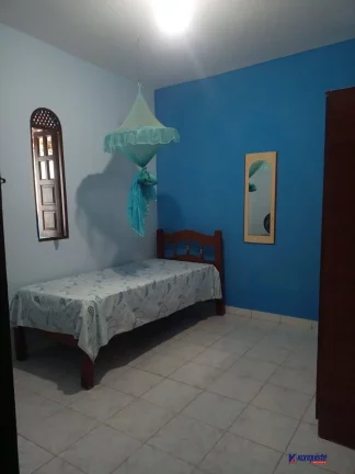 Imagem VENDO CASA DE 3/4 NO TOMBA COM AREA PARA AMPLIAÇÃO