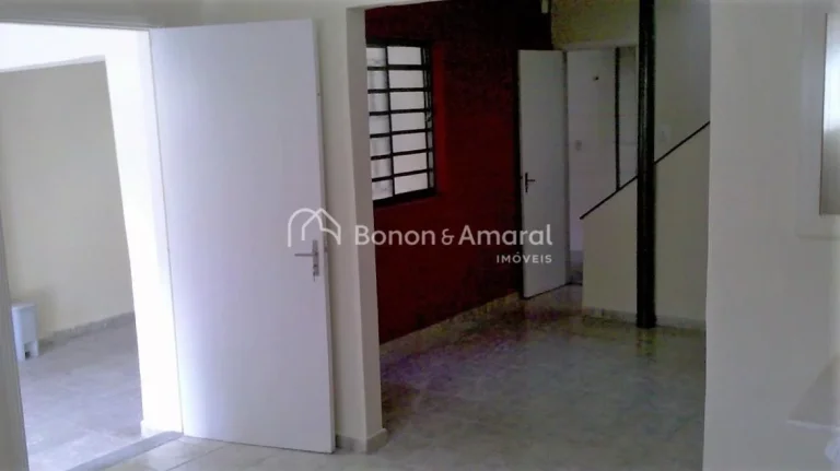 Imagem Casa à venda, Estoril, residencial ou comercial, Baurú, 2 quartos
Sala de estar, sala de jantar, c...