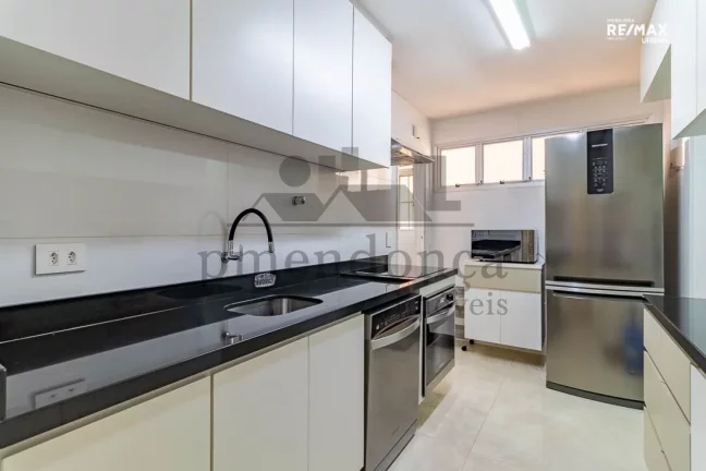 Imagem Oportunidade em Perdizes, com apartamento reformado de aprox. 88m²!