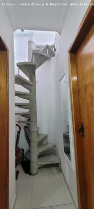 Imagem Sobrado em Condomínio para Venda em São Paulo, Vila Carrão, 3 dormitórios, 2 suítes, 4 banheiros, 2 vagas