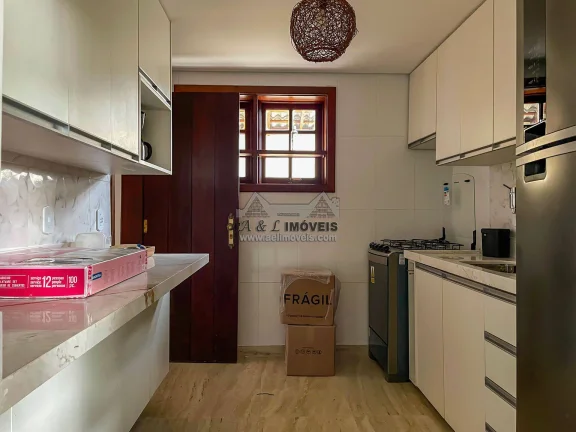 Imagem Casa à venda em Campos do Jordão – Reformada em condomínio fechado