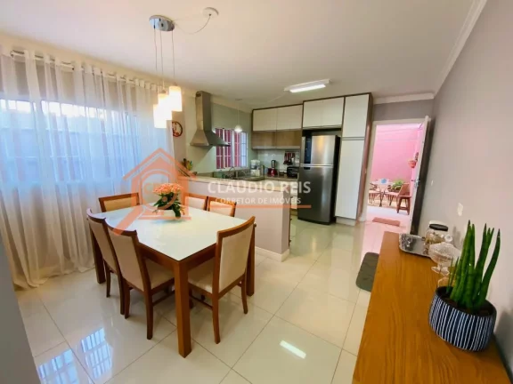 Imagem Sobrado Com 3 Quartos à venda, 161m² - Campo Grande