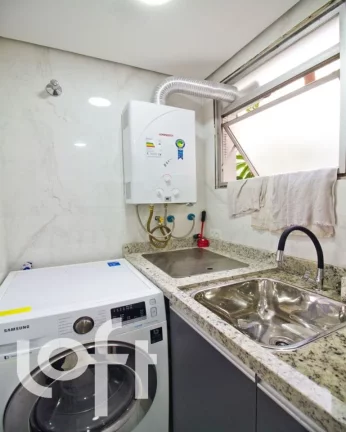 Imagem Apartamento reformado em Higienópolis com 2 quartos ( 1 suíte ) e 2 vagas, 81m²