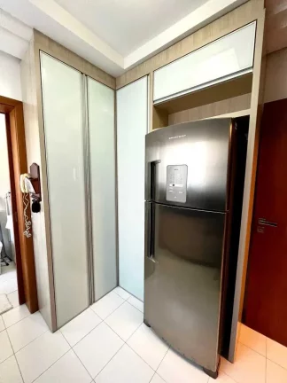Imagem Apartamento com 3 dormitórios sendo 1 suíte e 1 vaga de garagem em Joinville/SC