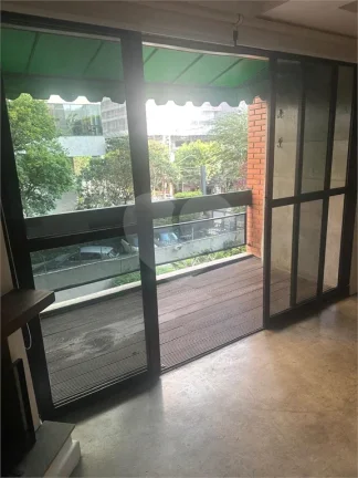 Imagem Apartamento para alugar com 2 quartos, sendo 2 suítes, no condomínio LOFT PINHEIROS, São Paulo - SP