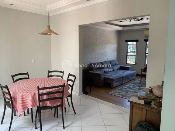 Imagem Casa em excelente localizaÃ§Ã£o, prÃ³xima ao centro da cidade e Ã  todo comÃ©rcio local, alÃ©m de fÃ...