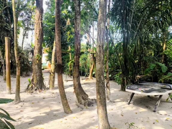 Imagem Imperdível! Casa de luxo à venda em Riviera de São Lourenço Módulo 19. 6 quartos, 6 suítes, 3 salas, 6 vagas, 476m². Venha conferir!
