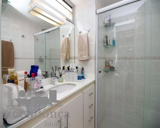 Imagem Apartamento reformado, com vista para o Alto de Pinheiros pronto para morar!
