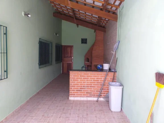 Imagem Casa para Venda em Itanhaém, Jardim Regina, 3 dormitórios, 1 suíte, 2 banheiros, 4 vagas