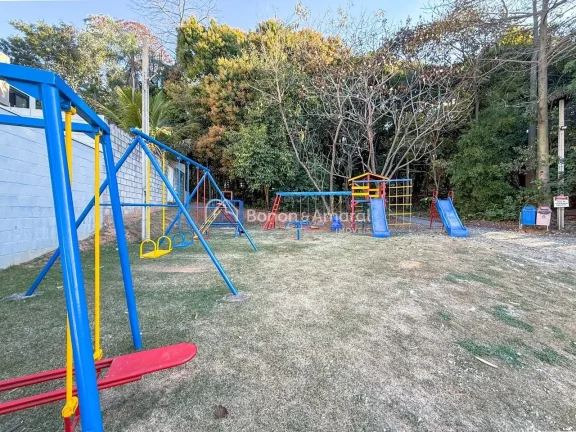 Imagem Casa à Venda no Condomínio Flor da Serra em Valinhos/SP