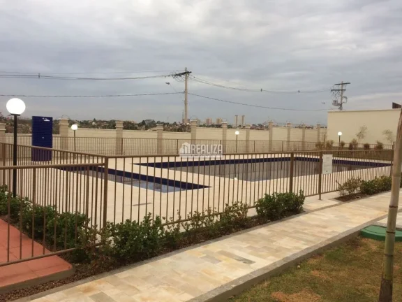 Imagem Apartamento à venda no Condomínio Parque Unilife, bairro Residencial Palmeiras, em Uberaba