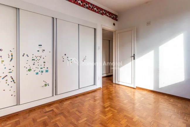 Imagem Apartamento aconchegante e funcional, ideal para quem valoriza conforto e praticidade. São três do...