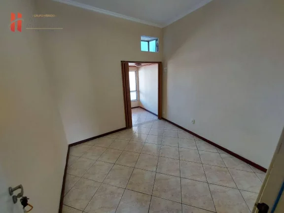 Imagem EXCELENTE APARTAMENTO AMPLO COM VISTA LIVRE NO JARDIM 25 DE AGOSTO
