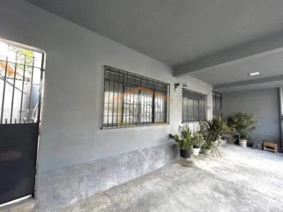 Imagem Sobrado 2 dormitórios, sala ampla 2 ambientes, 2 banheiros, 2 lavanderias, móveis planejados na co...