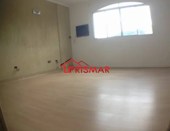 Imagem 3 dormitorios 1 suite dep empregada 1 vaga campo grande