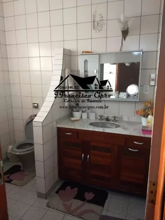 Imagem Sobrado-Padrao-para-Venda-em-Cohab-Guaratingueta-SP
