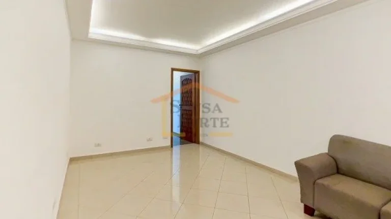 Imagem Sobrado com 175m² de área construída, distribuído em três níveis. Possui 3 dormitórios, sendo...
