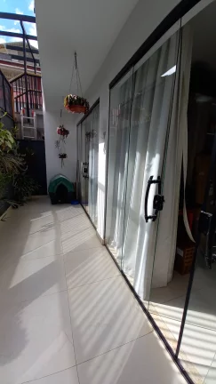 Imagem Vendo este lindo apto no bairro Conego, Nova Friburgo.