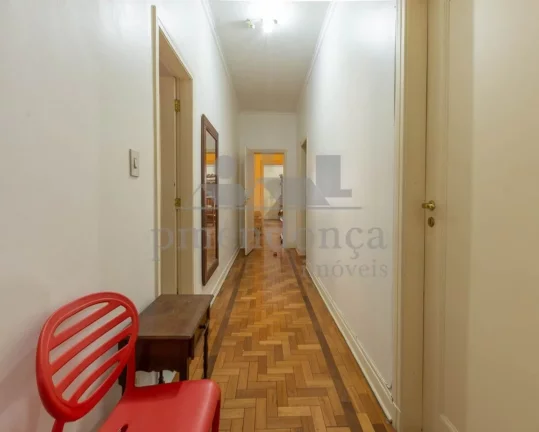 Imagem Apartamento em Higienópolis com 3 quartos sendo 1 suite e 1 vaga, 217 m2