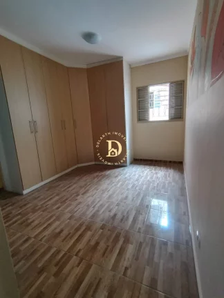 Imagem Casa - Vila Aprazível - Jacareí - 4 dormitórios (1 suíte)