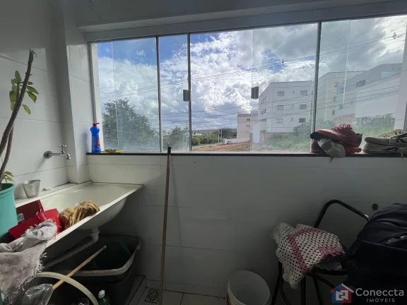 Imagem Apartamento com Suíte à Venda no Bairro Laranjeiras em Patos de Minas-MG Imóvel com 2 Quartos, 69m² e Localização Tranquila em Patos de Minas