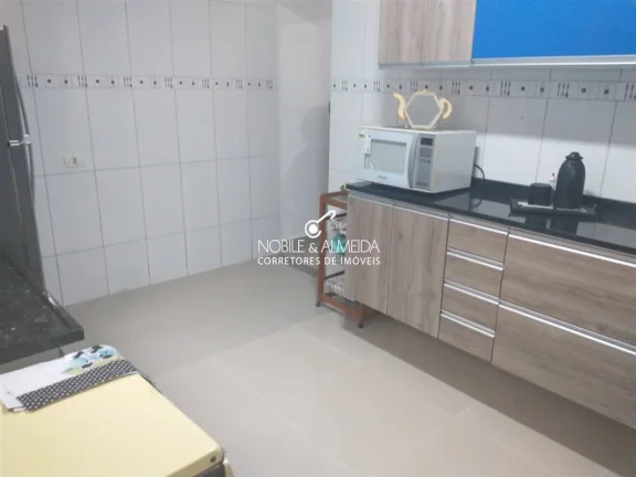 Imagem Sobrado individual, 2 vagas garagem.