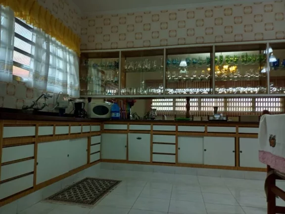 Imagem Casa com 3 dormitórios à venda, 532 m² por R$ 1.700.000,00 - Vila Romanópolis - Ferraz de Vasconcelos/SP
