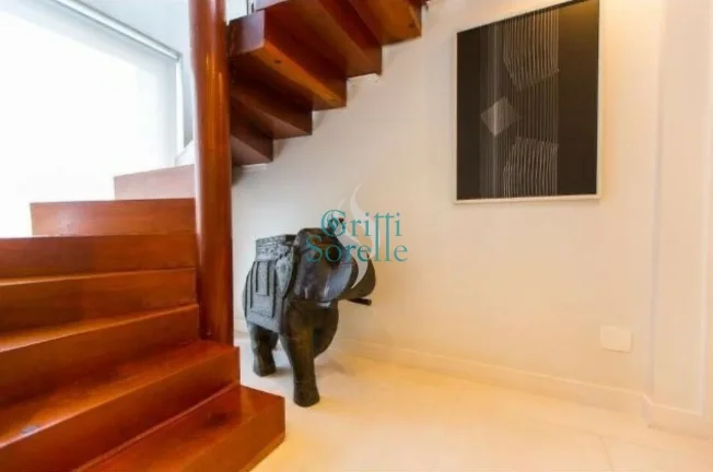 Imagem Cobertura Duplex à Venda em Vila Morumbi - São Paulo/SP.