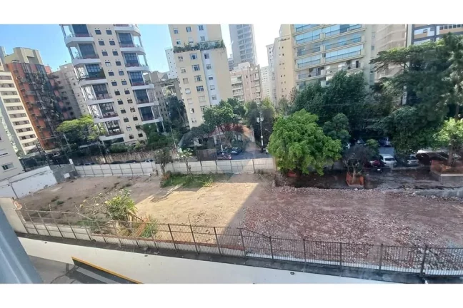 Imagem Sala Comercial 28,59 sem vaga no Itaim Bibi