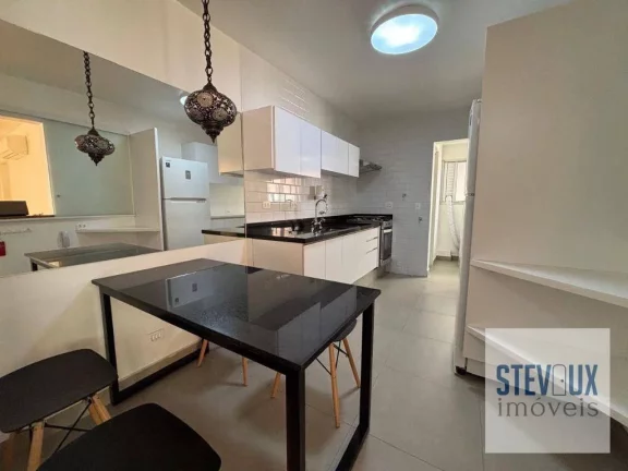 Imagem Apartamento reformado com lazer na melhor rua do Itaim Bibi