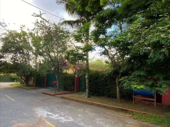 Imagem Chác Vale do Rio Cotia - TÉRREA, 3 suítes, lote plano, piscina e gourmet!