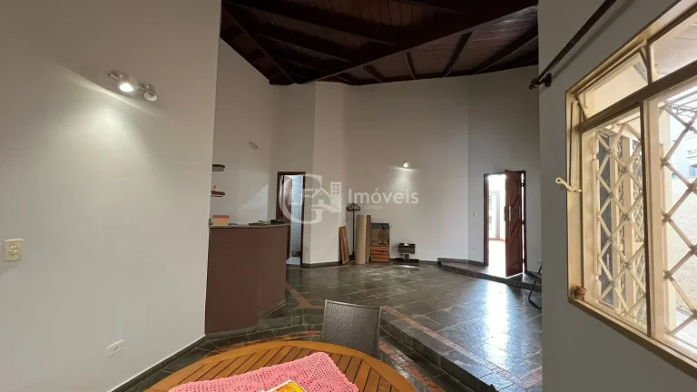 Imagem Espetacular casa à venda em Campo Grande-MS, Vila Giocondo Orsi: 4 quartos, 1 suíte, 3 salas, 3 banheiros, 3 vagas, 205m²!