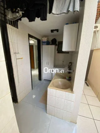 Imagem Sobrado com 4 dormitórios à venda, 146 m² por R$ 949.000,00 - Vila Jardim Vitória - Goiânia/GO