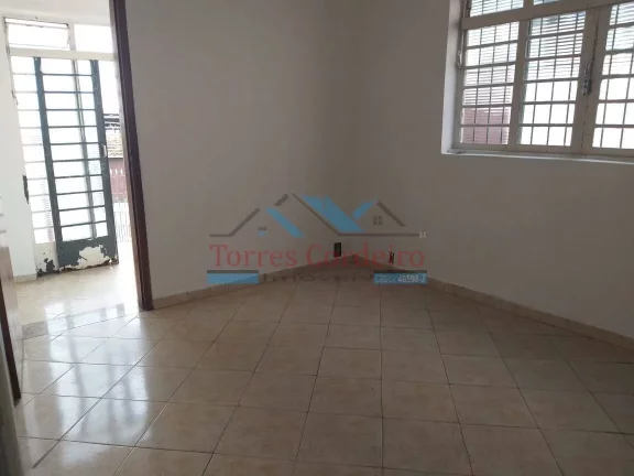 Imagem Casa Térrea 2 dorm. + 3 vagas - Jaguaré