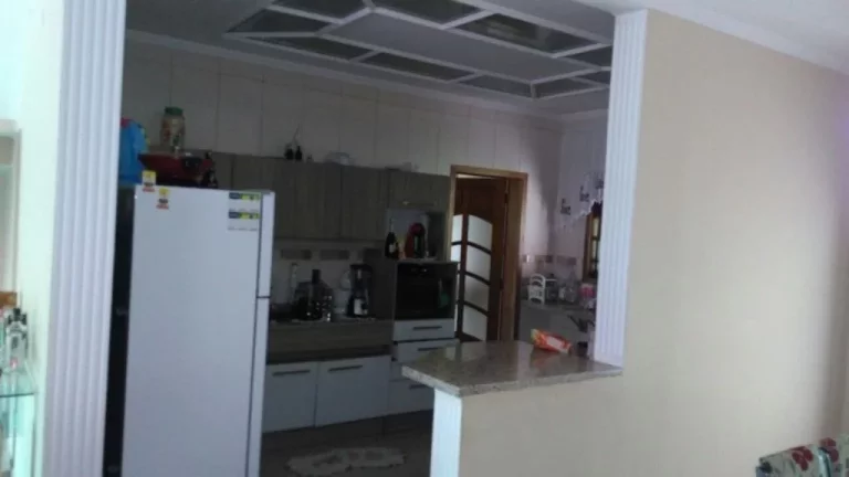 Imagem Sobrado com 2 dormitórios à venda, 218 m² por R$ 600.000,00 - Centro - Poá/SP