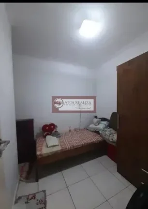 Imagem Sobrado em Interlagos - SP, 3 dormitórios, 1 suíte por R$470 mil - venda