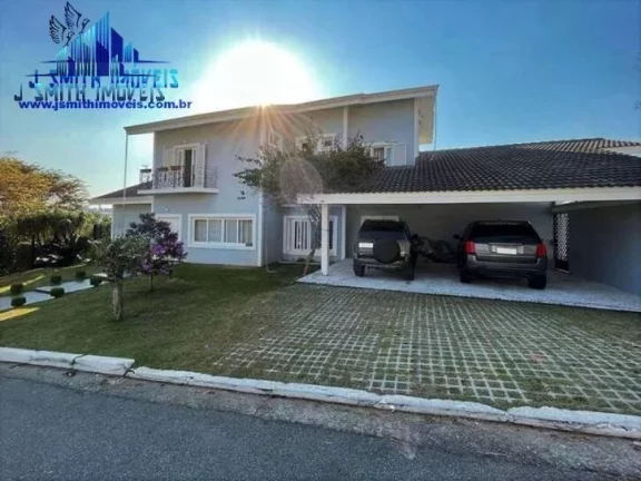 Imagem Linda casa contemporânea, integrada, com ótimo acabamento.
- Pé direito alto, envidraçada, bem a...