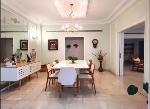 Imagem Apartamento todo reformado classe AA vista lateral mar e varanda
