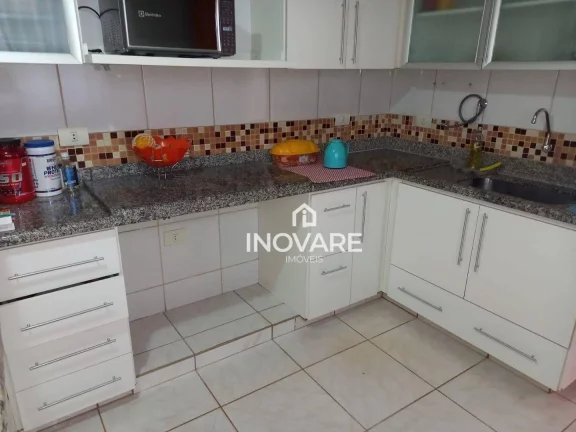 Imagem Casa com 3 dormitórios à venda, 180 m² por R$ 800.000,00 - Setor Santos Dumont - Itumbiara/GO
