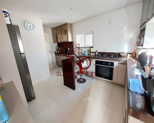 Imagem CASA COM 4 QUARTOS EM CONDOMÍNIO FECHADO - NATAL