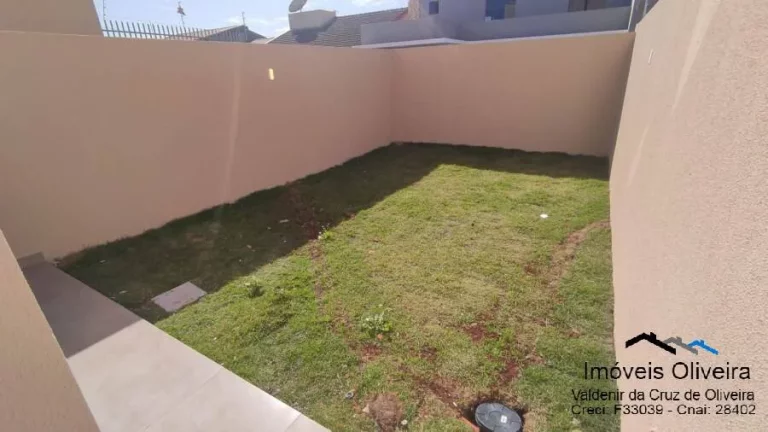 Imagem Sobrado com 1 Suíte + 2 Quartos por R$ 440.000,00