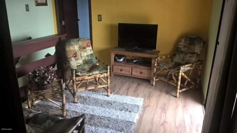 Imagem Sobrado para Venda em Ribeirão Pires / SP no bairro Bocaina