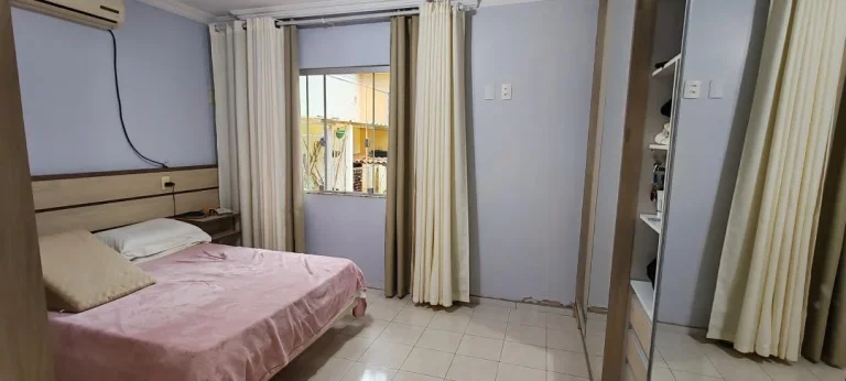 Imagem Casa mobiliada e usada em Cascavel - Centro, com escritório e quintal