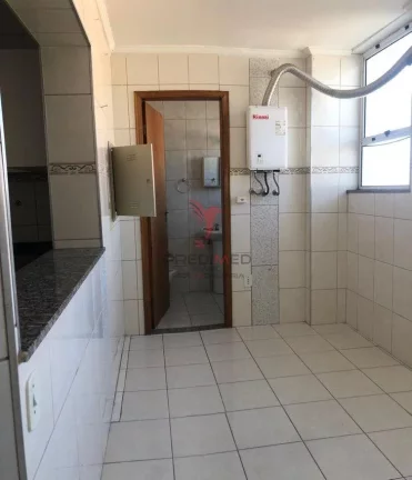 Imagem ...lt;br...gt;Amplo apartamento localizado na Ch...aacute;cara Selles: 2 quartos com arm...aacute;ri...