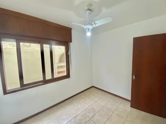 Imagem Apartamento 2Dórmitórios dependência - Bairro Centro