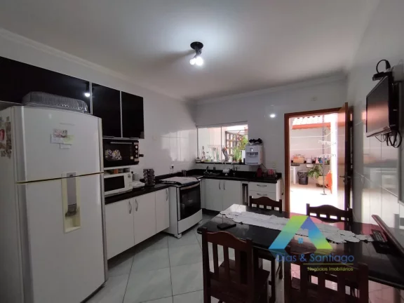 Imagem Casa à venda no bairro Vila Helena - Santo André/SP
