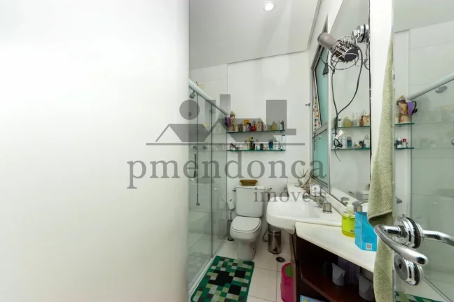 Imagem Charmosa cobertura triplex em Higienópolis, com varanda ampla e agradável.