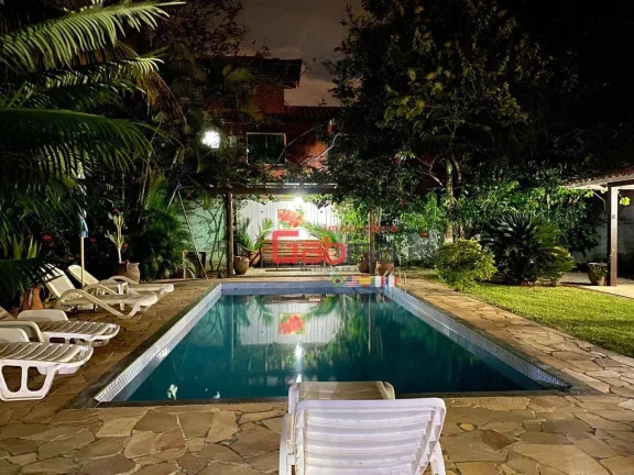 Imagem Casa com 6 dormitórios à venda, 350 m² por R$ 2.500.000,00 - Loteamento Portal da Ferradura - Armação dos Búzios/RJ